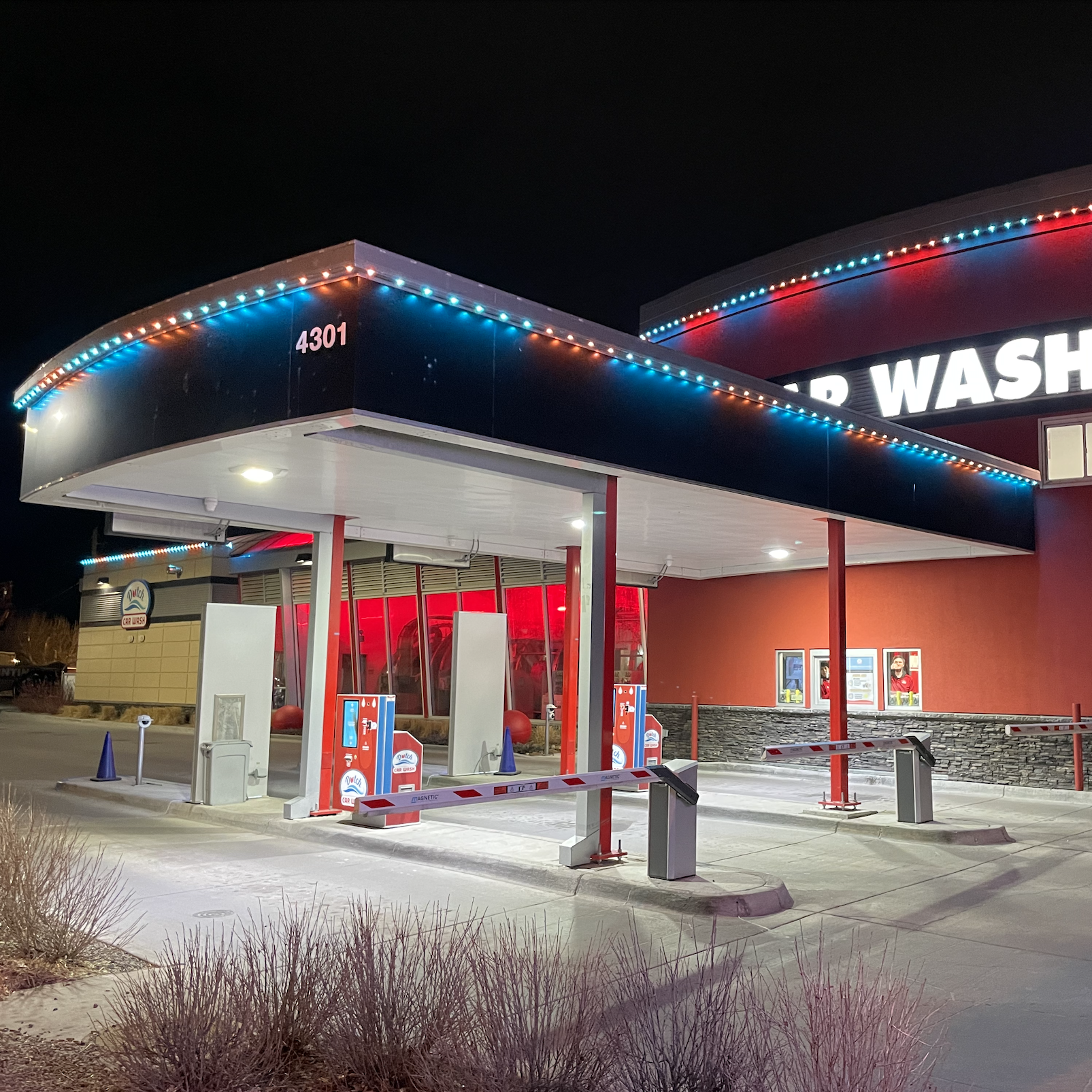 commercial-permanent-lighting-near me